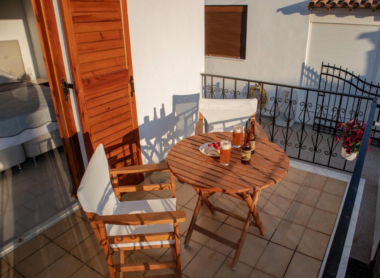 Athanasia Apartments Skiathos-Stadt Exterior foto